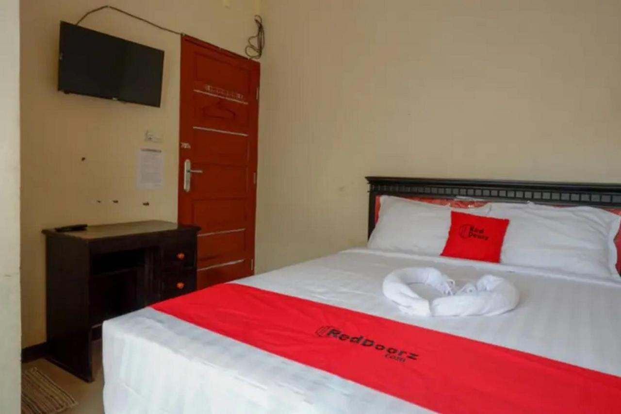 Hotel Reddoorz At Makale Tana Toraja Exterior foto