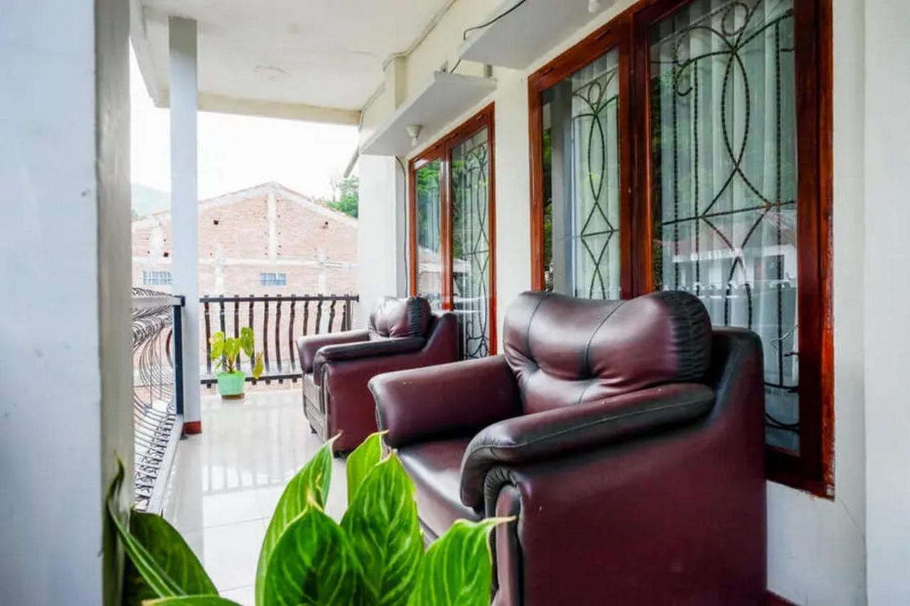 Hotel Reddoorz At Makale Tana Toraja Exterior foto